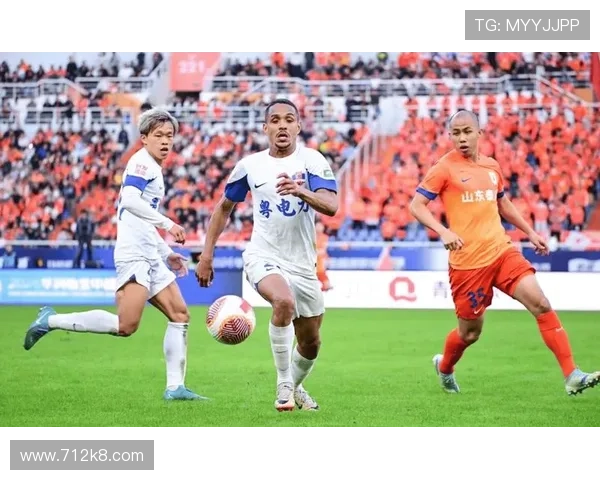 中甲一方比赛：回顾赛季精彩瞬间与球队表现分析